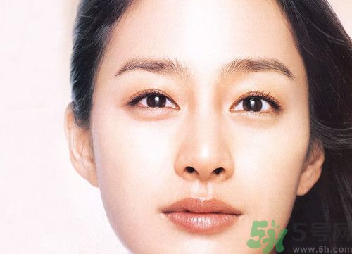 冬天痘痘越來(lái)越多是怎么回事？冬天痘痘要怎么去除