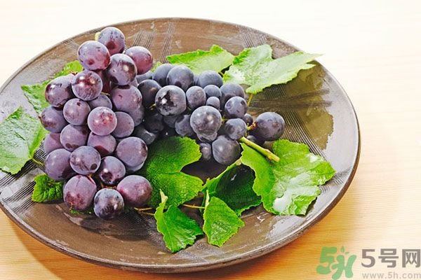 膽結(jié)石能吃葡萄嗎？膽結(jié)石患者吃葡萄好不好？