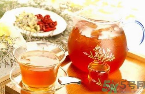 春天喝菊花茶好嗎？女性春天喝什么茶最好？