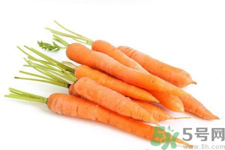 長痘痘肌膚干燥怎么辦？肌膚干燥吃什么食物好？