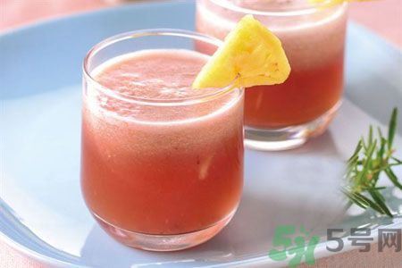 產(chǎn)后恢復身材怎么恢復？坐月子可以喝果汁嗎？