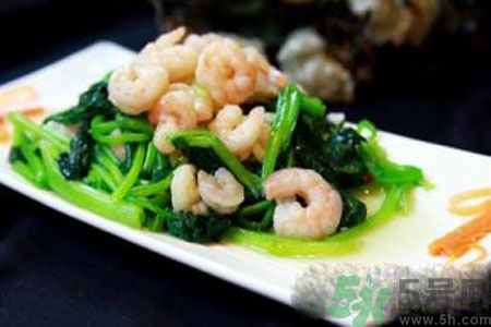 菠菜可以喝豆腐一起吃嗎？菠菜可以喝蝦一起吃嗎？