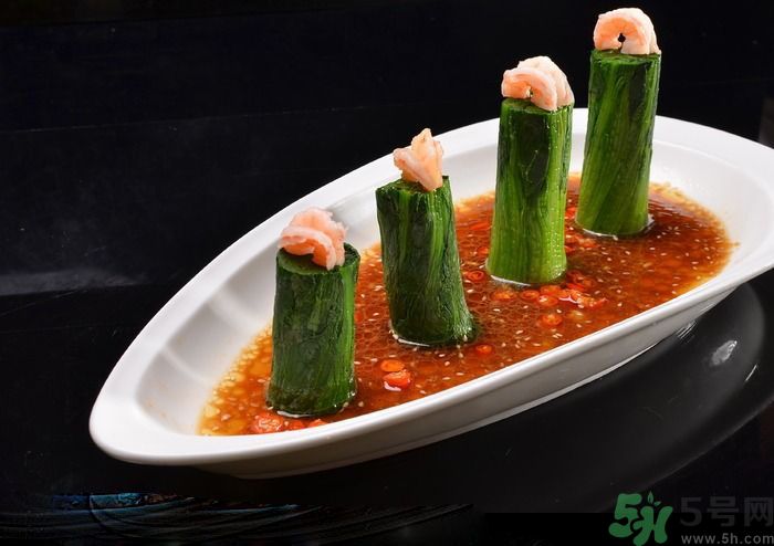 菠菜可以喝豆腐一起吃嗎？菠菜可以喝蝦一起吃嗎？