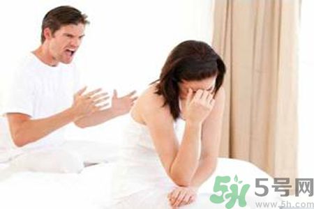 男人劈腿的表現(xiàn)有哪些？怎么判斷一個男人是否劈腿？