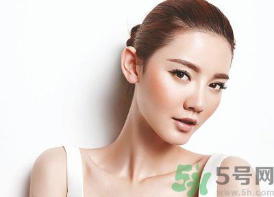 身體美白有哪些小妙招？要想美白要注意什么？