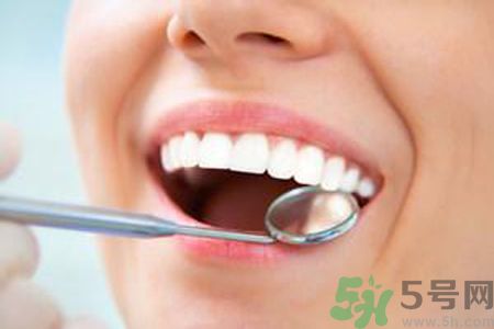 牙齒發(fā)黃怎么辦？牙齒怎么變白？