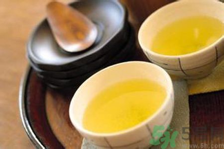 牙齒發(fā)黃怎么辦？牙齒怎么變白？