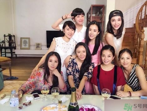 同學(xué)會(huì)有必要參加嗎？參加同學(xué)會(huì)該穿什么衣服？