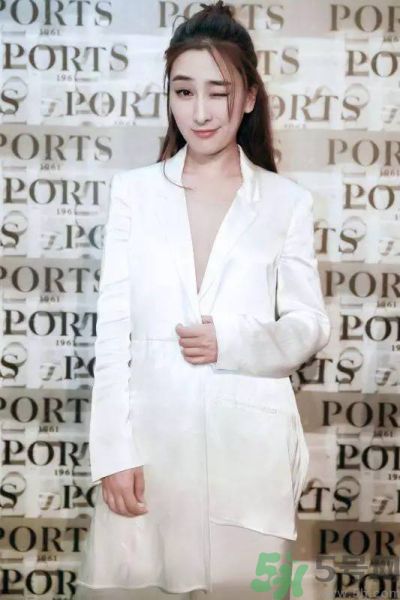 明星花式丸子頭引潮流 波叔這么萌你不愛嗎？