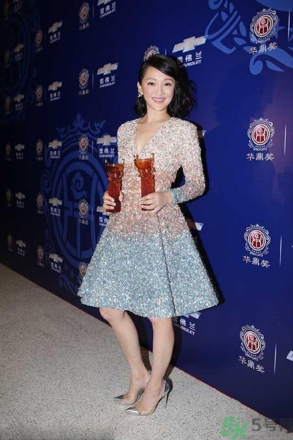 腿不夠長要穿什么？腿不夠長要穿它成就長腿！