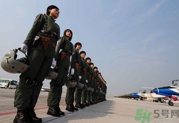 公交車遇到色狼怎么辦？防色狼手冊(cè)教你一招搞定！