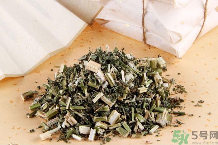 月經(jīng)量多怎么辦？月經(jīng)量多是什么原因？