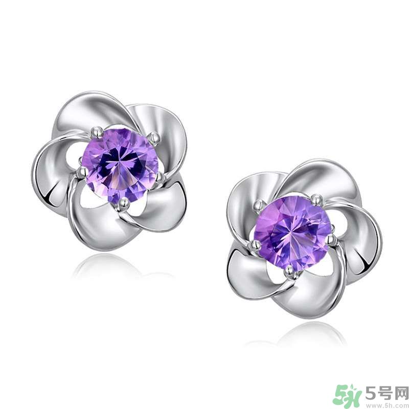 耳環(huán)適合臉型氣質(zhì)最重要？不同臉型適合什么耳環(huán)？