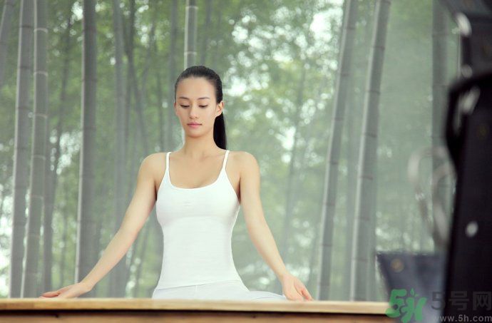 簡單又減肥的瑜伽有哪些？瑜伽可以減肥嗎？