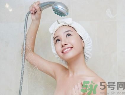 經期可以洗澡嗎？經期可以洗頭嗎？