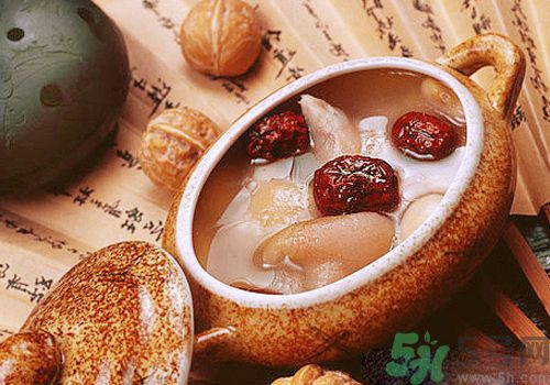 貧血吃什么補血？貧血吃阿膠好嗎？