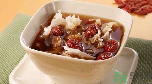 貧血吃什么補血？貧血吃阿膠好嗎？