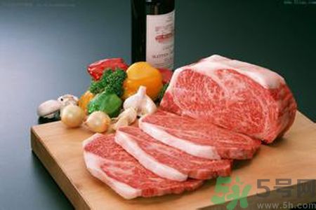 吃什么食物容易得腎結(jié)石？腎結(jié)石不能吃什么？