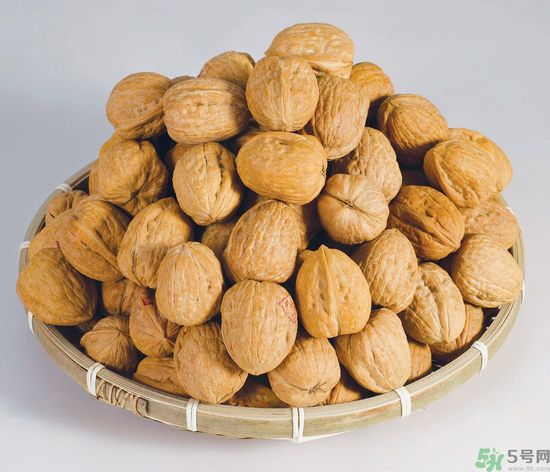 胡桃可以減肥嗎？吃胡桃有什么好處？