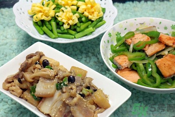 蘆筍開花了還可以吃嗎？蘆筍尾部開花能吃嗎？