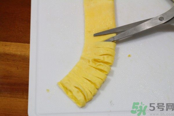 蘆筍開花了還可以吃嗎？蘆筍尾部開花能吃嗎？