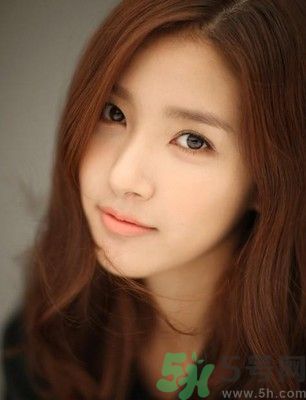 女生手腳冰涼是什么原因？手腳冰涼怎么調(diào)理？