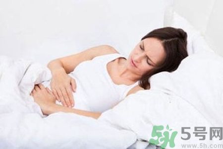 月經(jīng)顏色發(fā)黑是怎么回事？月經(jīng)顏色發(fā)黑怎么辦？