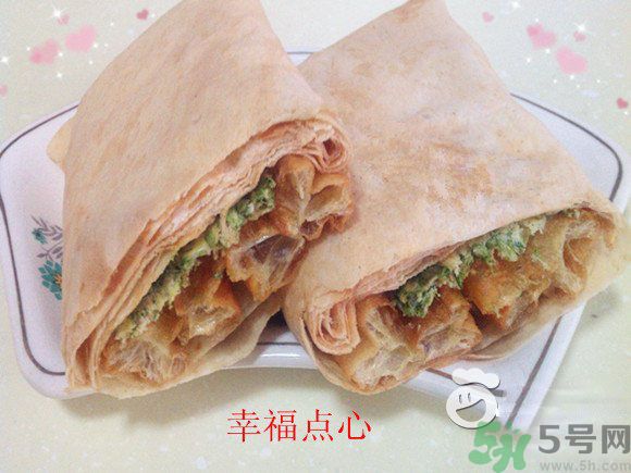 香椿雞蛋餅怎么做？香椿煎蛋餅做才能好吃？