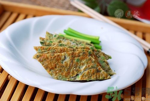 香椿雞蛋餅怎么做？香椿煎蛋餅做才能好吃？