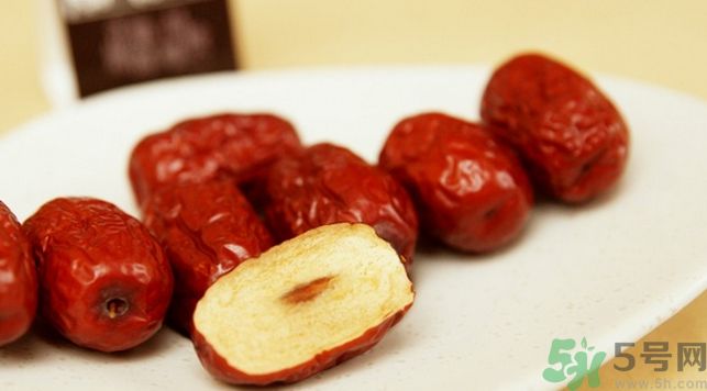 高血脂可以吃核桃嗎？高血脂可以吃紅棗嗎？