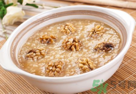 春季怎么護膚？春季護膚吃什么？