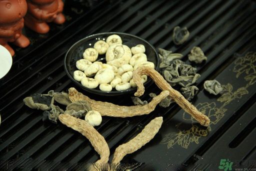 胃潰瘍吃什么藥？調(diào)理胃潰瘍的藥有哪些？