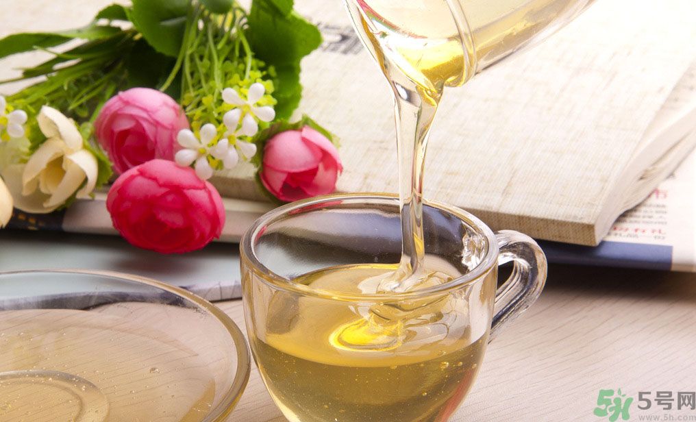 胃潰瘍可以喝蜂蜜嗎？服用蜂蜜要注意什么？