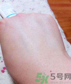 apieu防曬霜怎么樣？apieu防曬霜好用嗎？