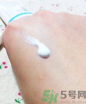 apieu防曬霜怎么樣？apieu防曬霜好用嗎？