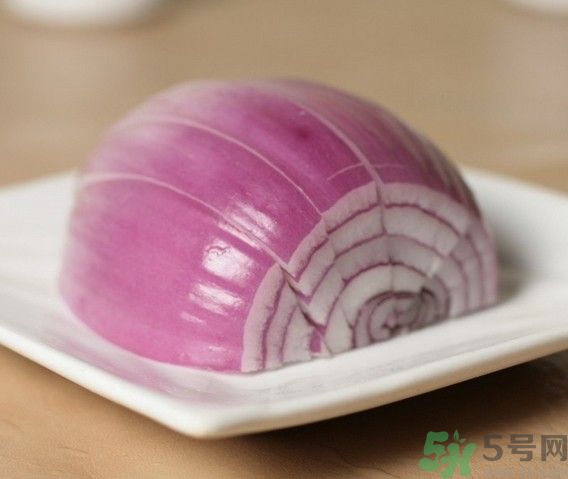 切洋蔥怎么才能流淚？切洋蔥10個(gè)妙招絕對不流淚！
