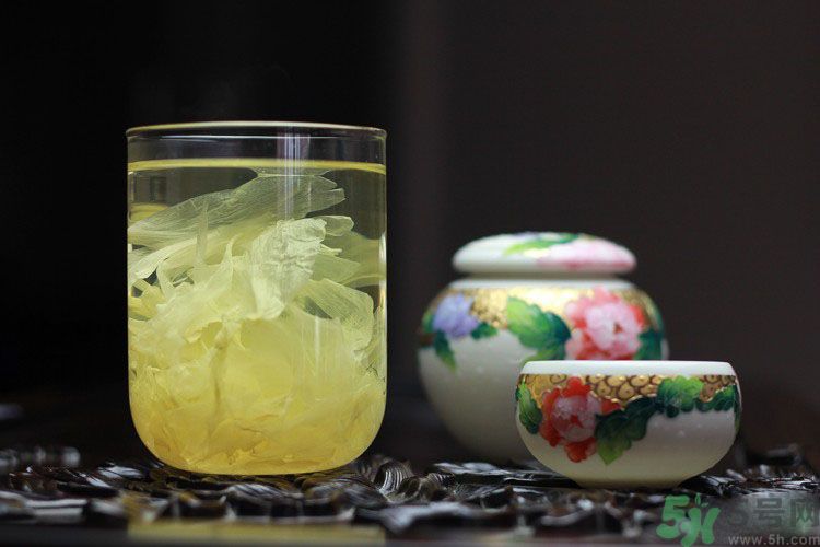 月經期間可以喝牡丹花茶嗎？月經期間和牡丹花茶好嗎？