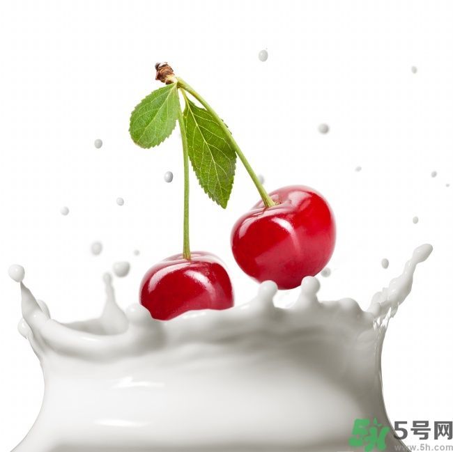 吃肉可以喝酸奶嗎？喝酸奶好不好？