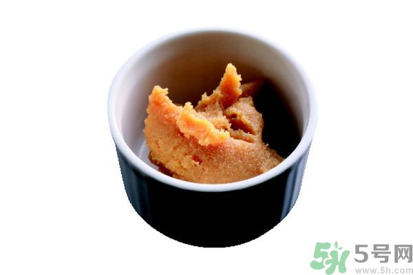 牛奶過期了還能怎么利用？牛奶能去魚腥味嗎？