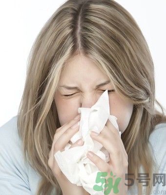 感冒了可以吃魚嗎？感冒吃魚有什么后果？