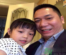 小四月是誰？小四月的爸爸是誰？