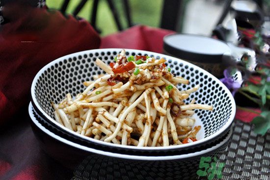 吃涼拌魚腥草可以喝酒嗎？吃魚腥草喝酒好不好？