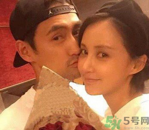 袁弘和張歆藝五月德國完婚 張歆藝的婚紗是什么牌子？
