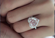 朱孝天向女友求婚 求婚鉆戒幾克拉？