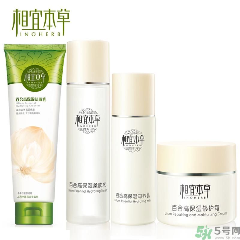 1相宜本草百合高保濕柔膚水適合什么膚質？敏感肌膚可以用百合高保濕柔膚水嗎？