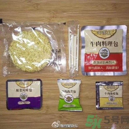 滿漢宴方便面多少錢一桶？滿漢宴方便面多少錢一箱？