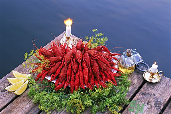 油燜大蝦為什么肉散了？油燜大蝦怎么做肉不散？