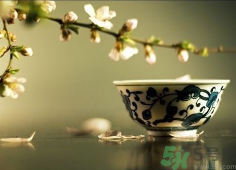 春天喝什么茶養(yǎng)生最好？春天喝茶要注意什么？