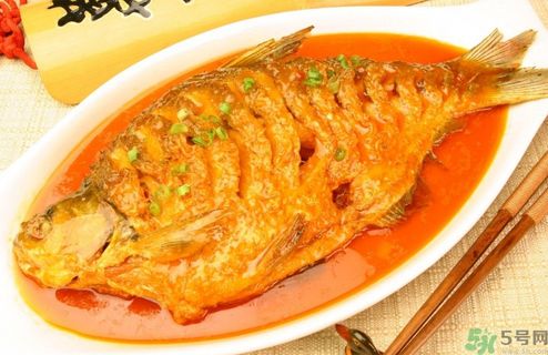 武昌魚(yú)是鳊魚(yú)嗎？武昌魚(yú)和鳊魚(yú)區(qū)別哪個(gè)好吃？