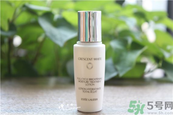 雅詩蘭黛晶透沁白淡斑乳液適合什么膚質(zhì)？